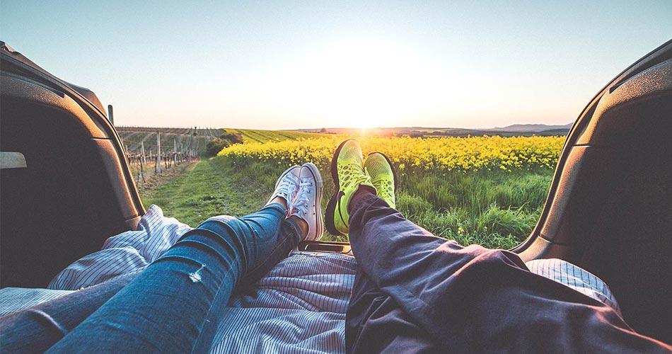 Enjoy the Open Road: 3 Car Rental Apps You Need to Download