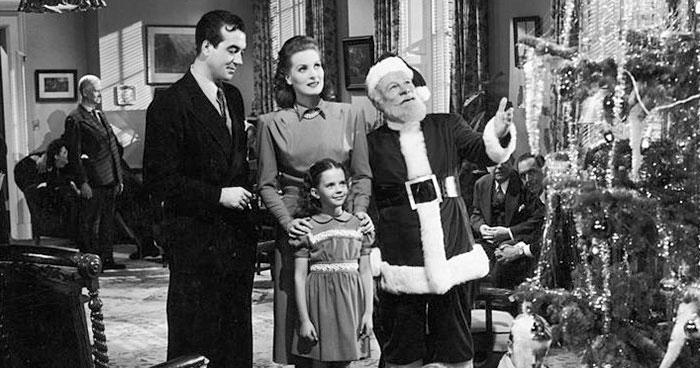 The Essential "Insider" Christmas Family Gift List