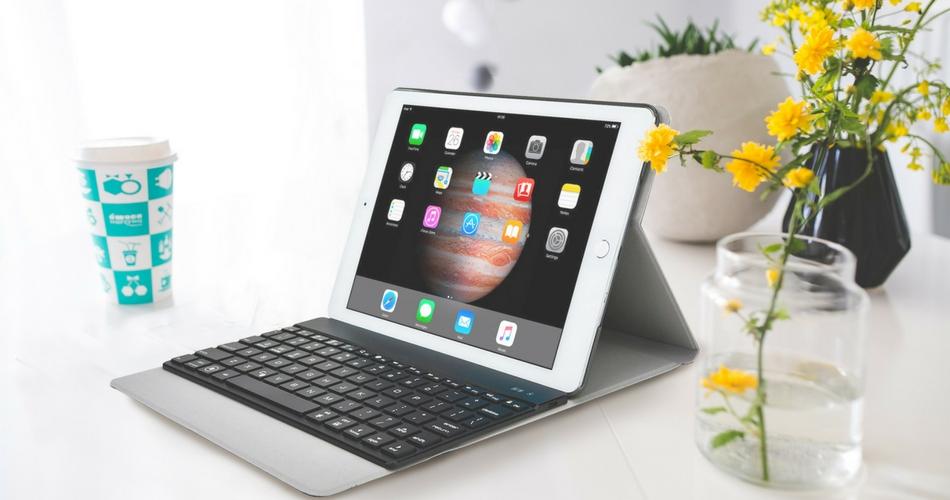 9 Cases Perfect for the iPad Pro 9.7