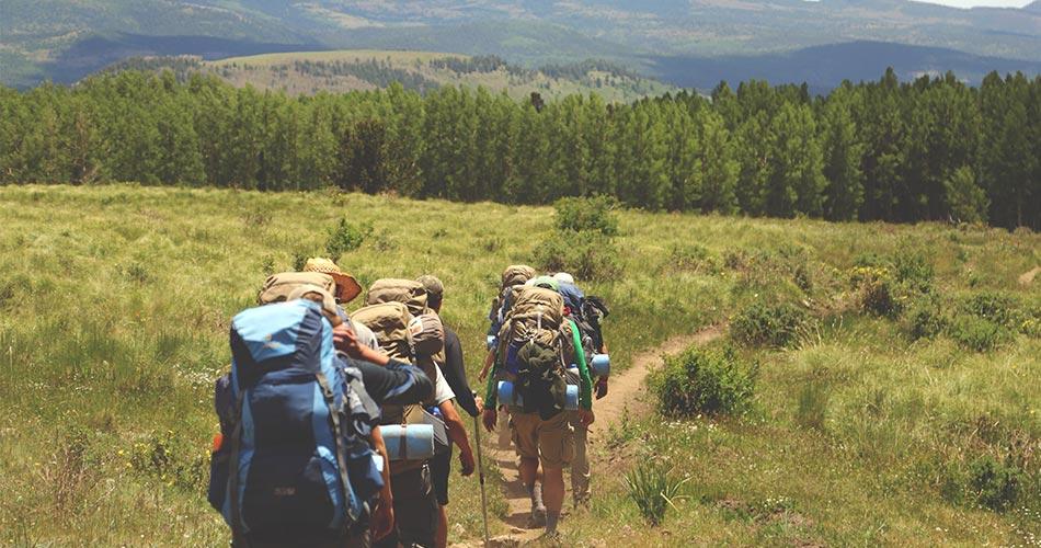 5 Best Apps for Hiking and Outdoor Adventures